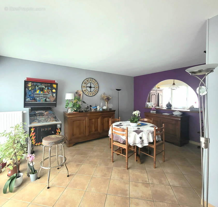 Maison a vendre  - 5 pièce(s) - 105 m2 - Surfyn