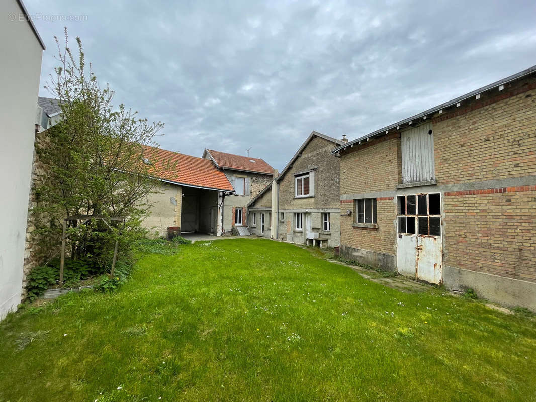 Maison à LAVANNES