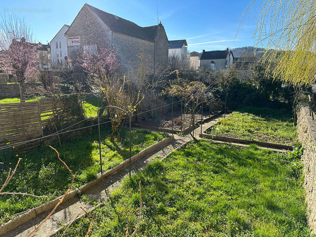 Maison à LAISSAC