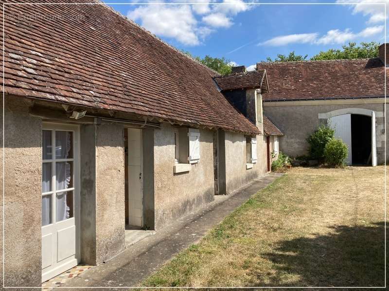 Maison à GENILLE