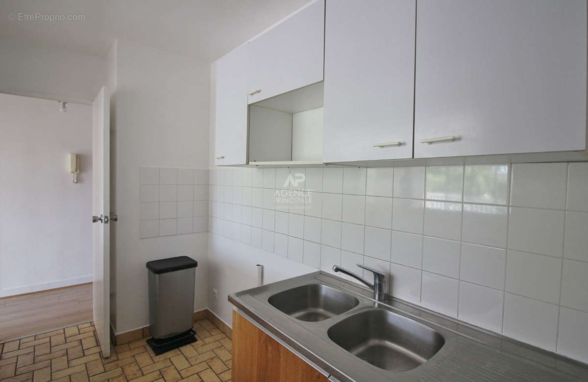 Appartement a louer ermont - 2 pièce(s) - 45 m2 - Surfyn