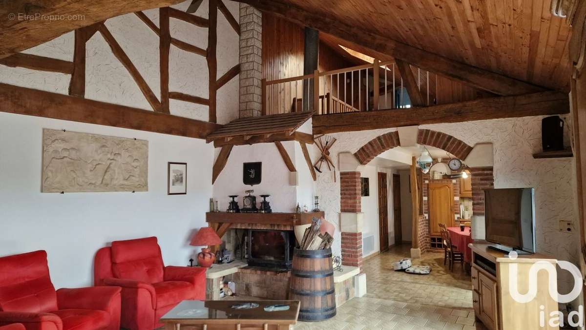 Photo 3 - Maison à CUMIERES