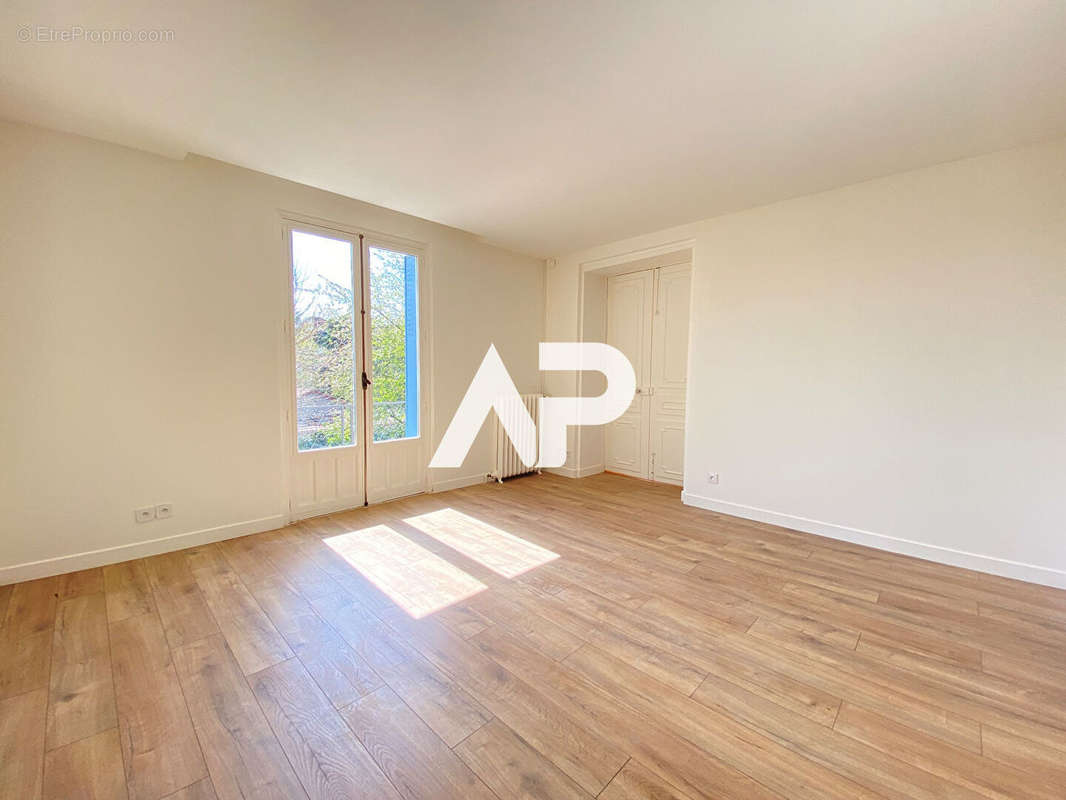 Appartement a louer montmorency - 5 pièce(s) - 136 m2 - Surfyn