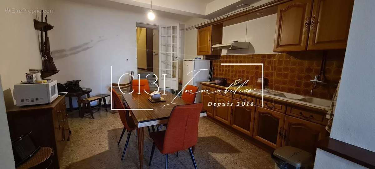 Appartement à LA FARE-LES-OLIVIERS