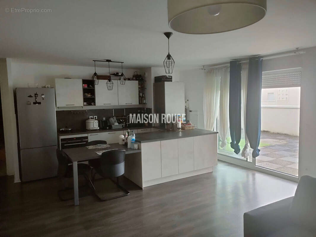 Appartement à SAINT-JACQUES-DE-LA-LANDE