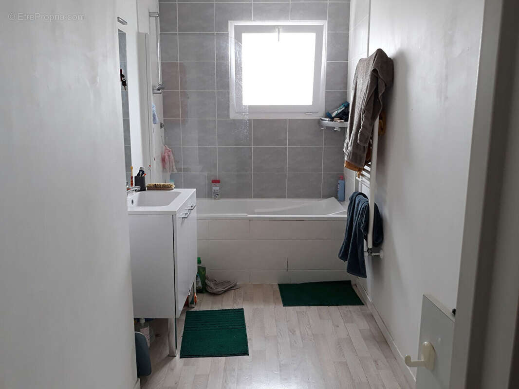 Appartement à SAINT-JACQUES-DE-LA-LANDE