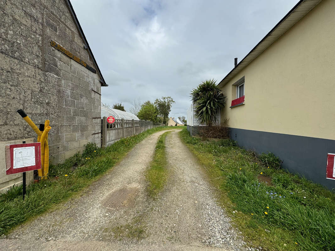 Terrain à PONTIVY