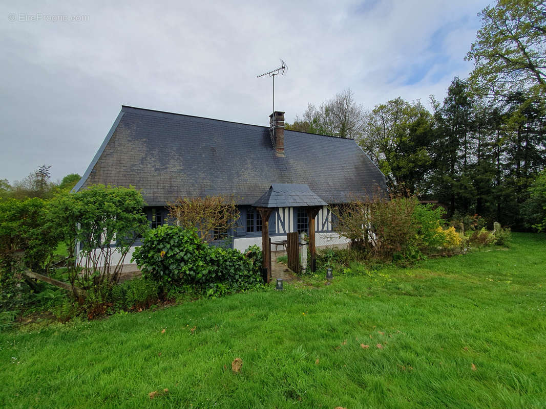 Maison à CORMEILLES