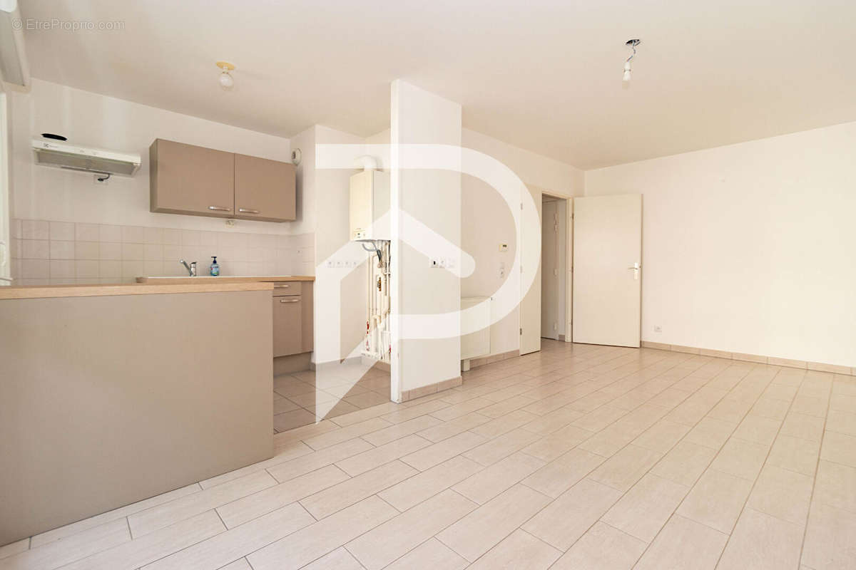 Appartement a vendre  - 3 pièce(s) - 57.63 m2 - Surfyn