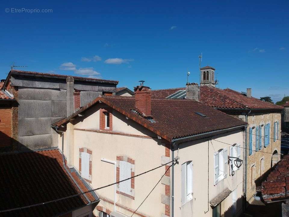 Maison à CAZAUBON