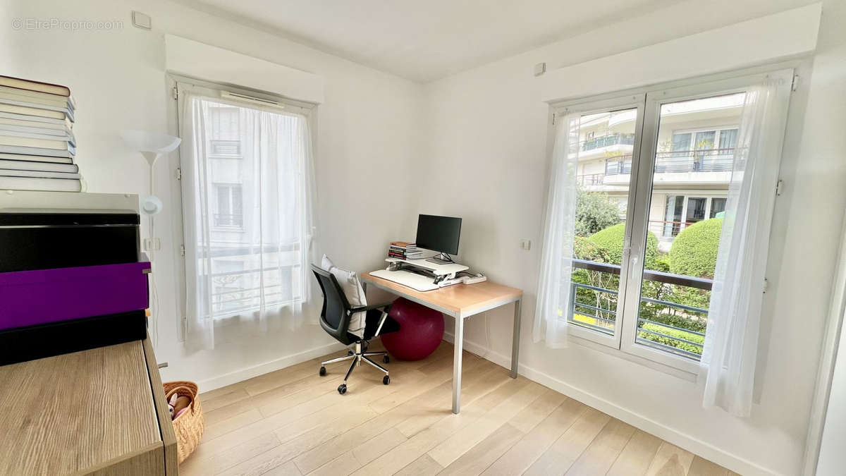 Appartement a louer bois-colombes - 4 pièce(s) - 90 m2 - Surfyn