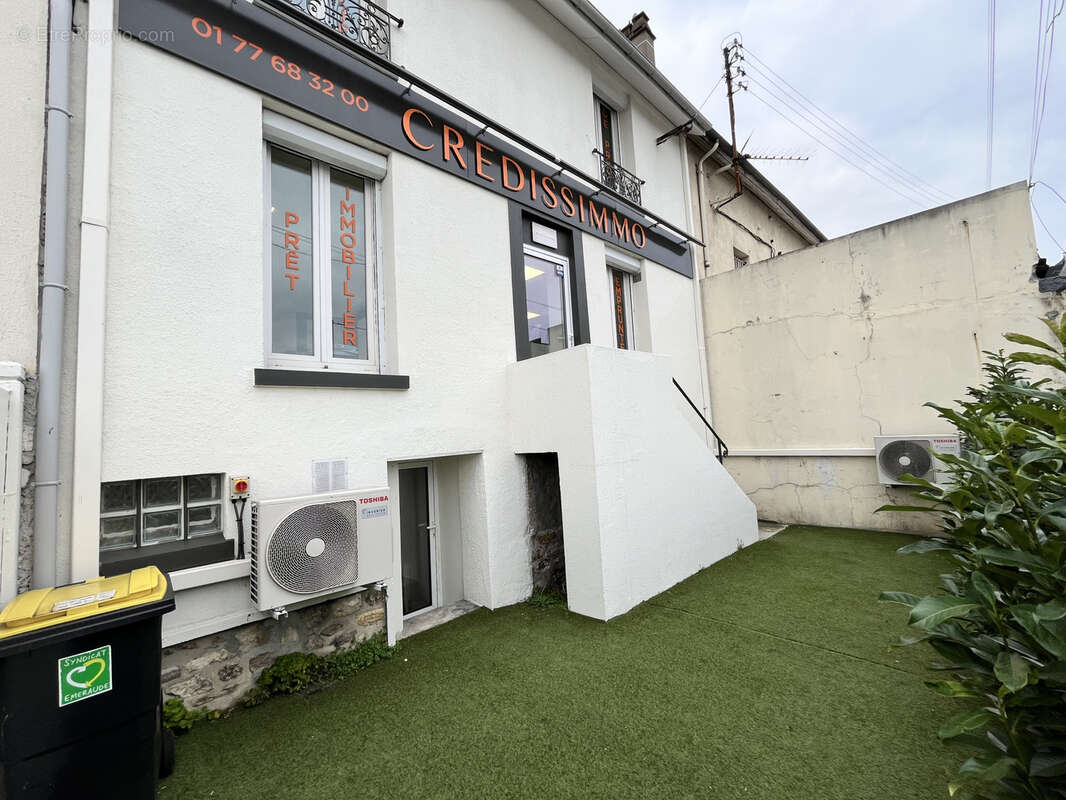 Commerce à MONTIGNY-LES-CORMEILLES