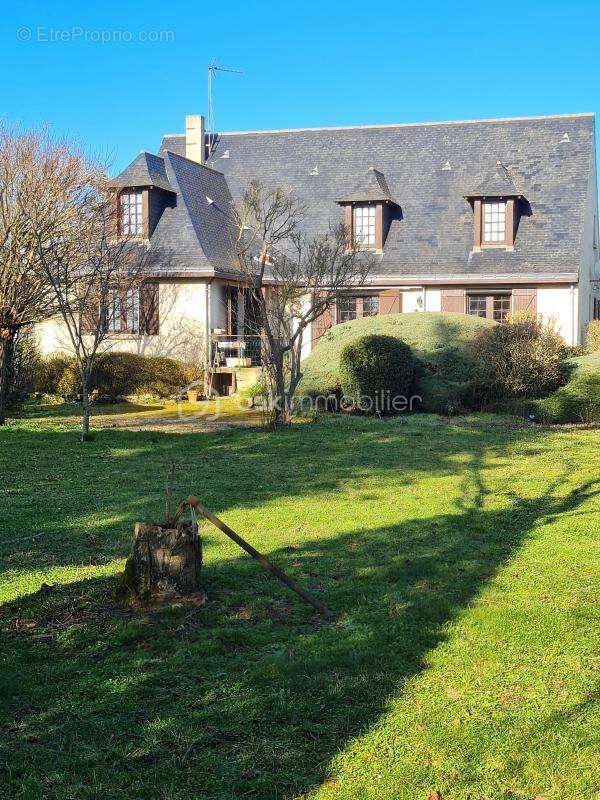 Maison à AUBIGNE-SUR-LAYON