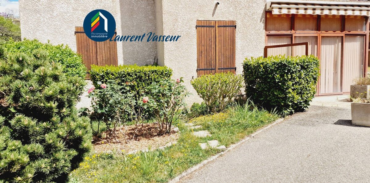 Appartement à DIEULEFIT