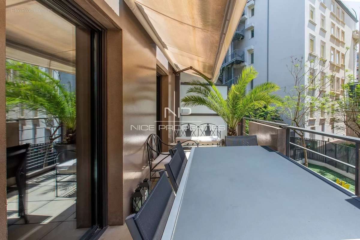 Appartement à NICE