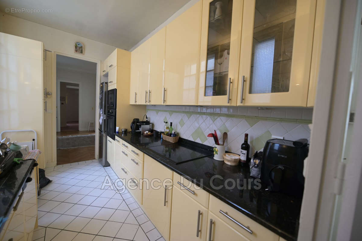 Appartement à PARIS-5E