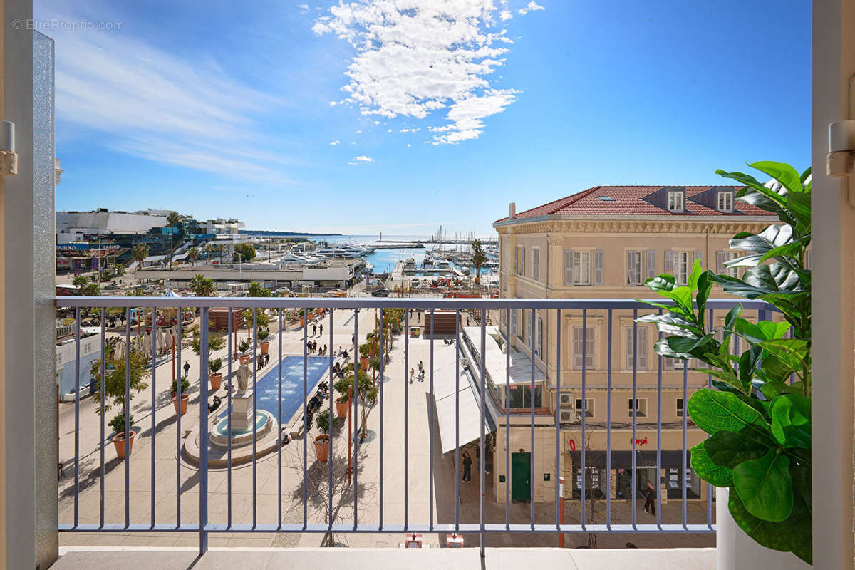 Appartement à CANNES