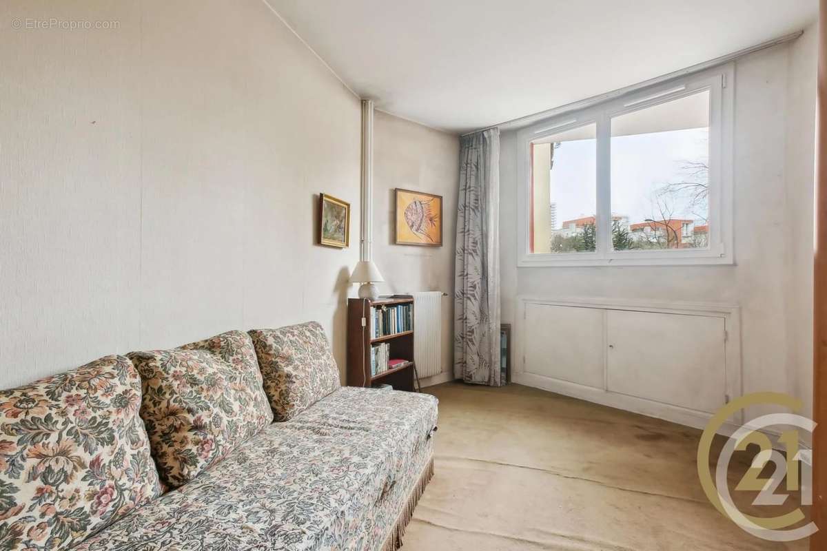 Appartement a louer paris-13e-arrondissement - 4 pièce(s) - 85 m2 - Surfyn