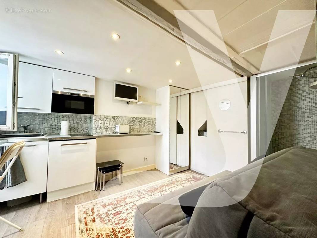 Appartement 1 pièce(s) 10 m²à vendre Paris-2e-arrondissement