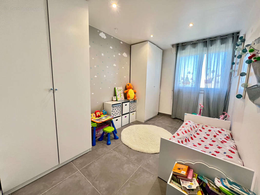 Appartement à MARSEILLE-15E