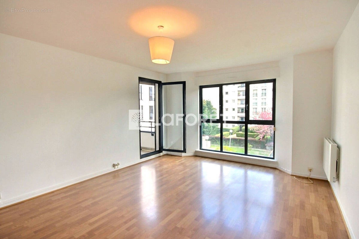Appartement a louer puteaux - 2 pièce(s) - 56 m2 - Surfyn