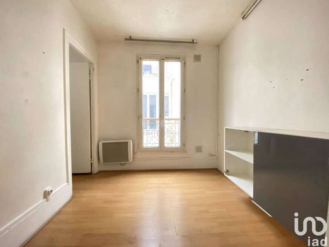 Photo 2 - Appartement à PARIS-18E