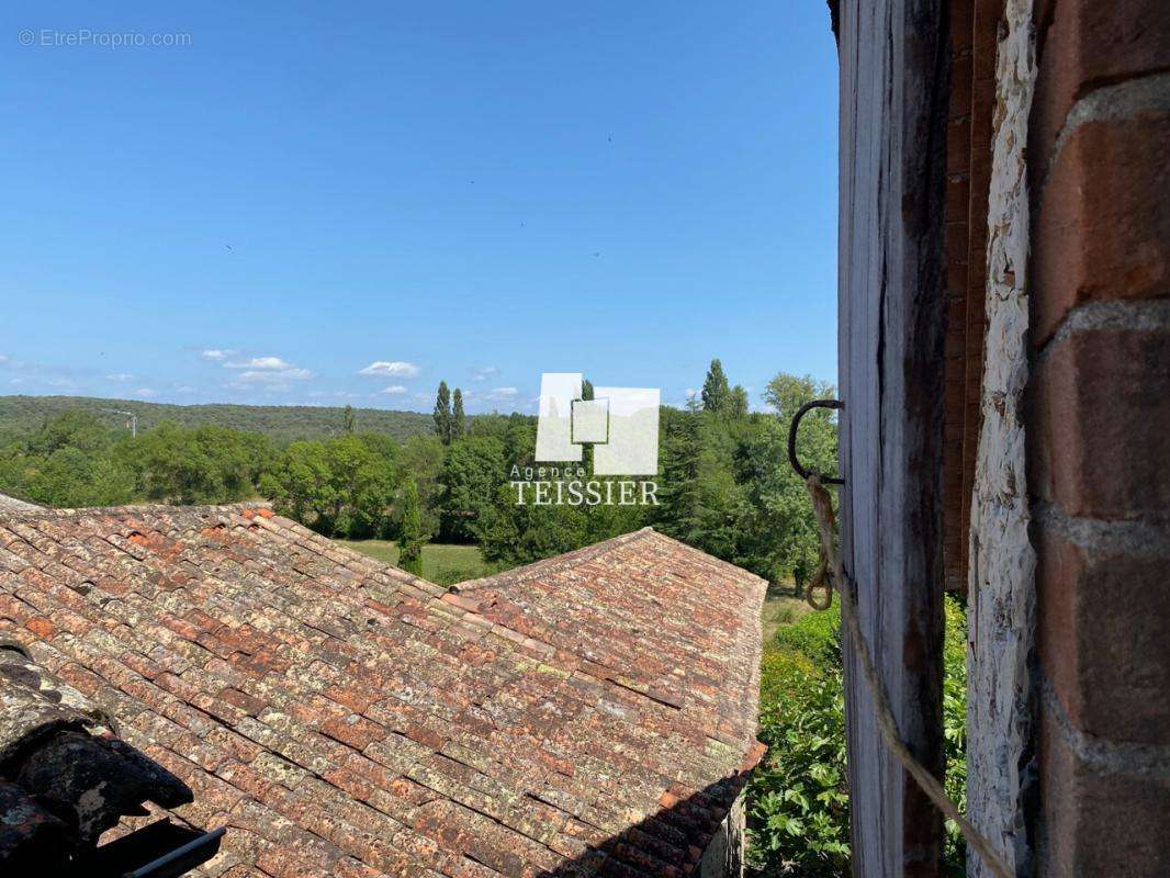 Maison à BERRIAS-ET-CASTELJAU