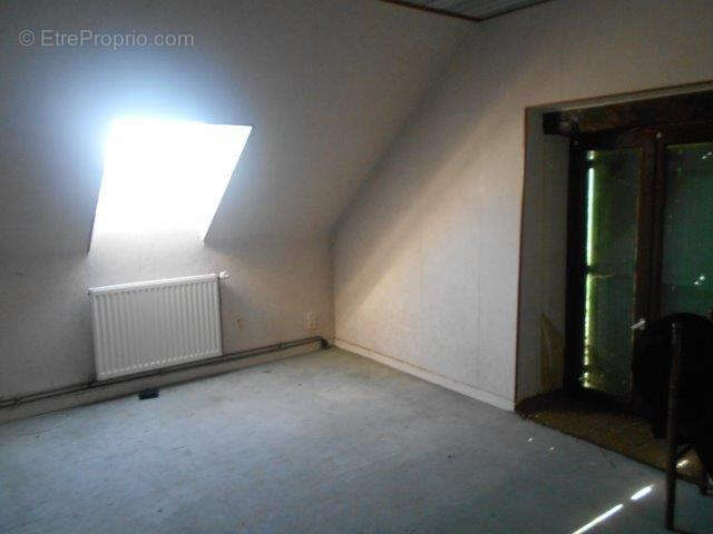 Maison à PLOUNEVEZ-QUINTIN