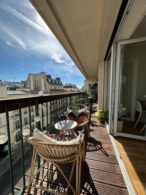Appartement 4 pièce(s) 103 m²à vendre Paris-9e-arrondissement