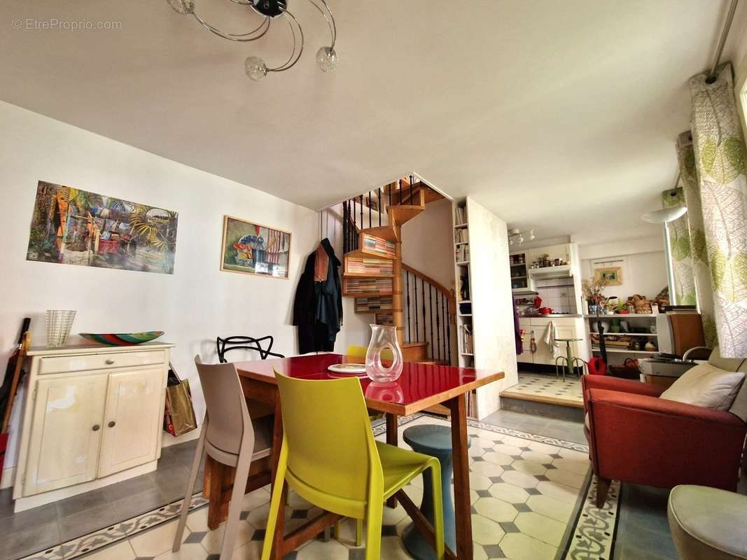 Maison a louer paris-19e-arrondissement - 3 pièce(s) - 60 m2 - Surfyn