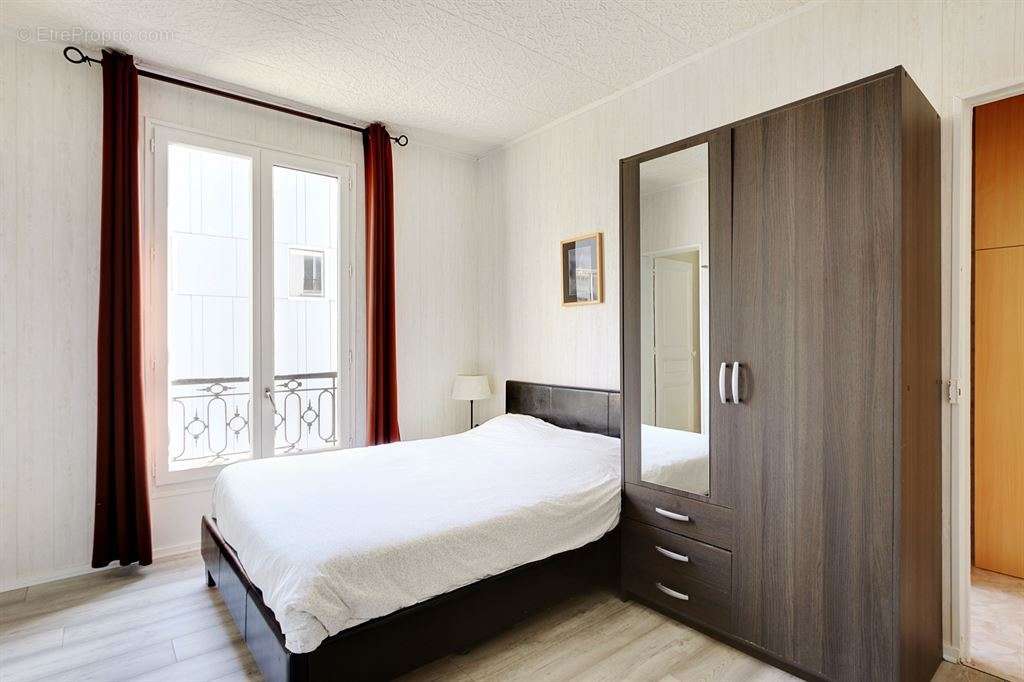Appartement à PARIS-20E