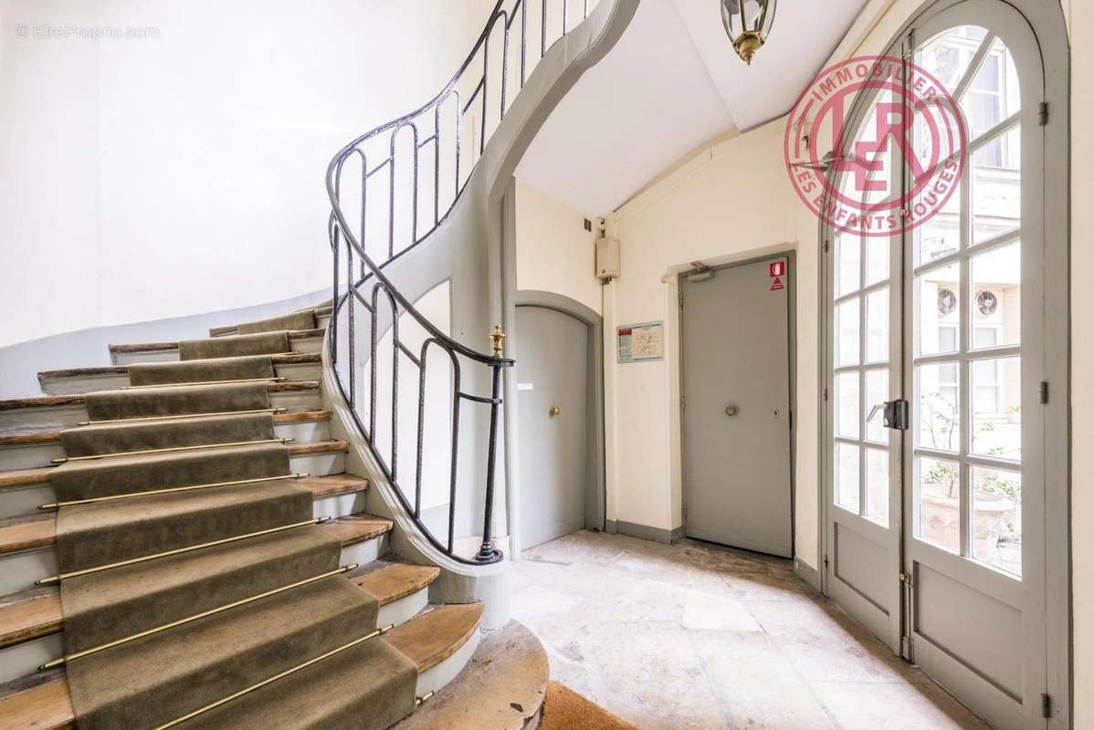 Appartement a louer paris-5e-arrondissement - 4 pièce(s) - 98 m2 - Surfyn