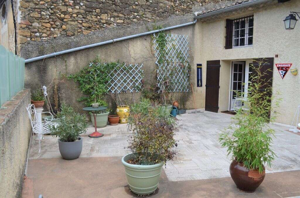 Maison à JONQUIERES