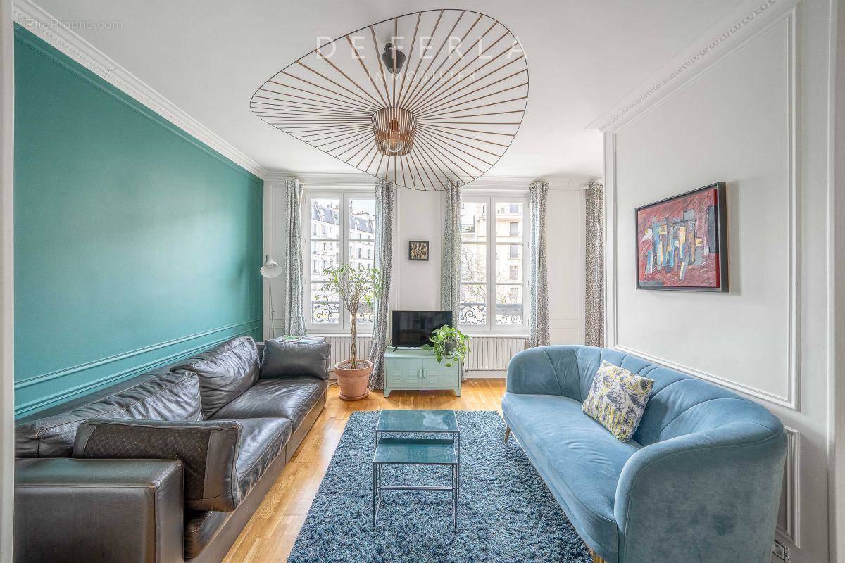 Appartement 4 pièce(s) 70 m²à vendre Paris-7e-arrondissement