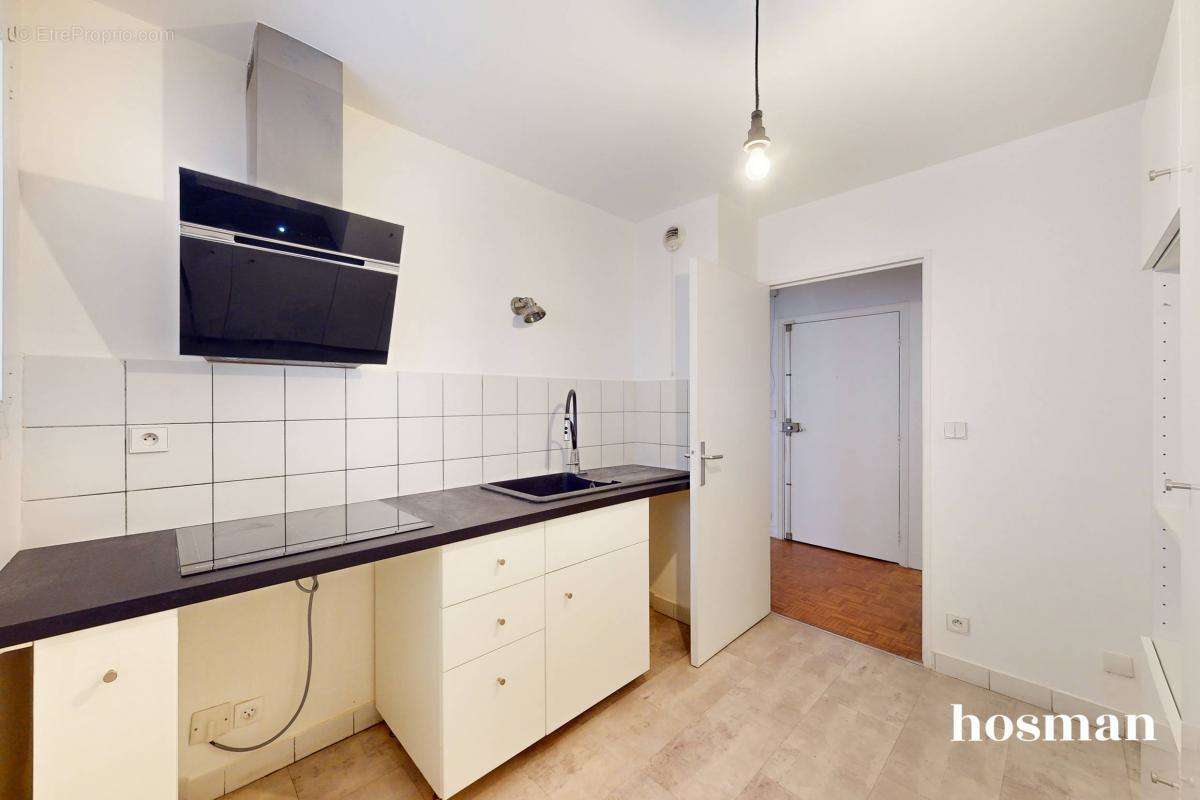 Appartement a louer paris-19e-arrondissement - 2 pièce(s) - 55 m2 - Surfyn