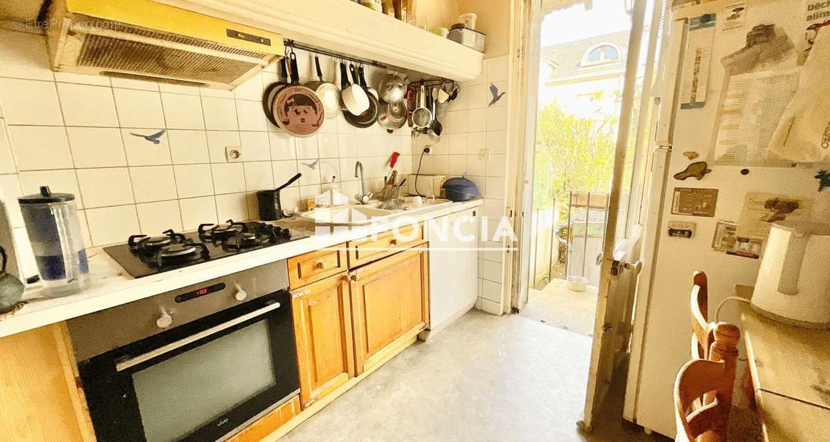Maison a vendre  - 8 pièce(s) - 200 m2 - Surfyn