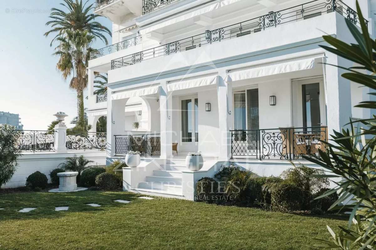 Appartement à CANNES