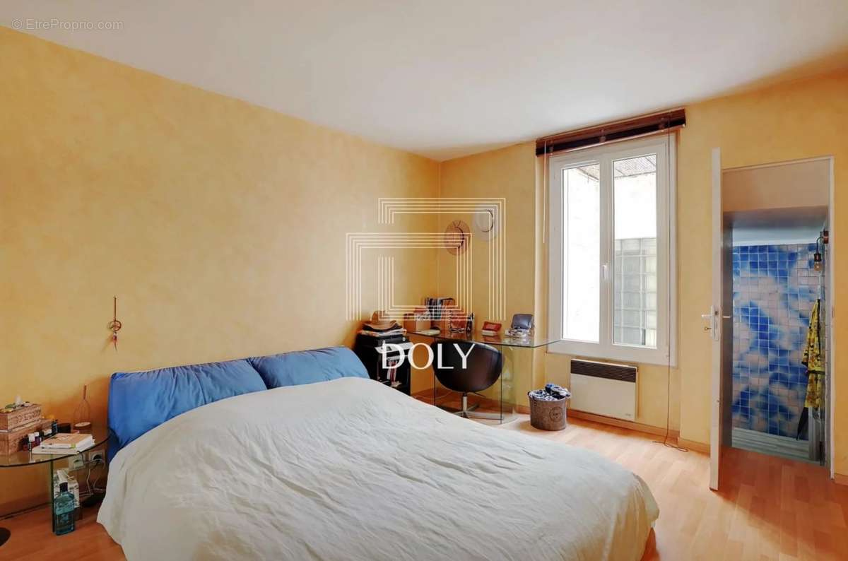 Appartement a louer paris-17e-arrondissement - 4 pièce(s) - 69 m2 - Surfyn