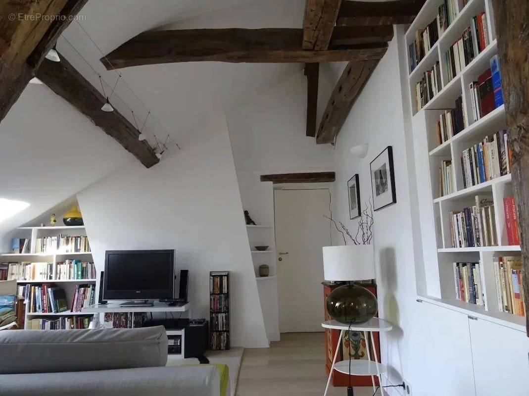 Appartement 2 pièce(s) 61 m²à vendre Paris-9e-arrondissement