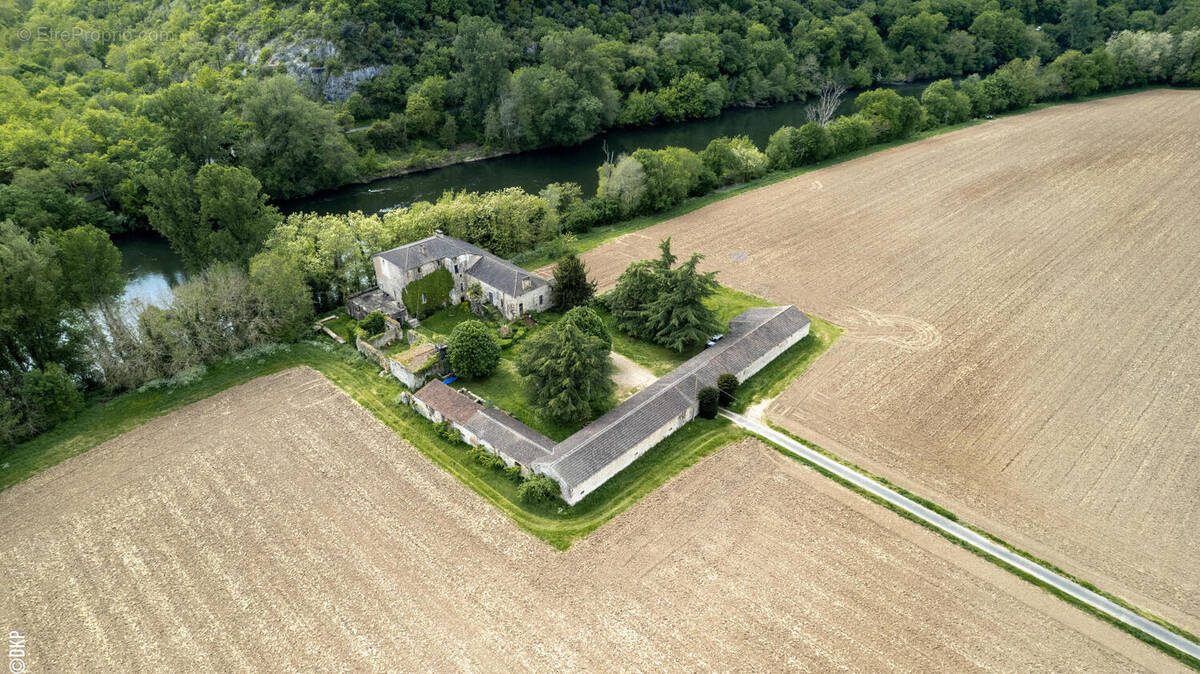 QT-PUY L&#039;EVEQUE-CA6897-21 - Maison à PUY-L&#039;EVEQUE