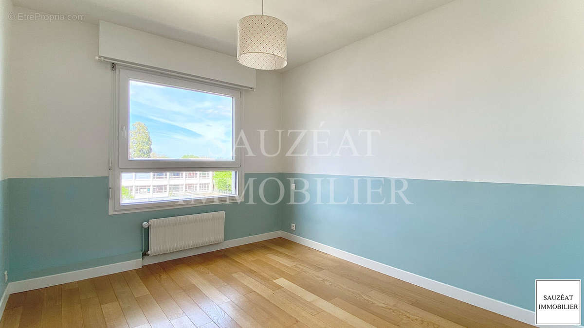 Appartement à ISSY-LES-MOULINEAUX