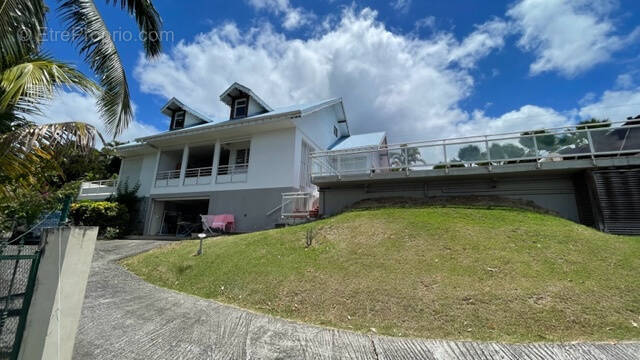 Maison à CASE-PILOTE