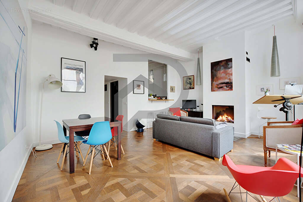 Appartement 3 pièce(s) 70 m²à vendre Paris-1er-arrondissement