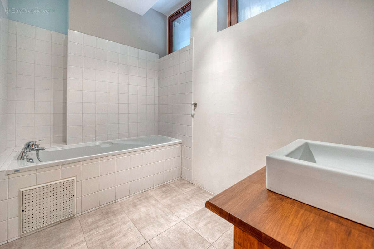 Appartement à SAINT-EGREVE