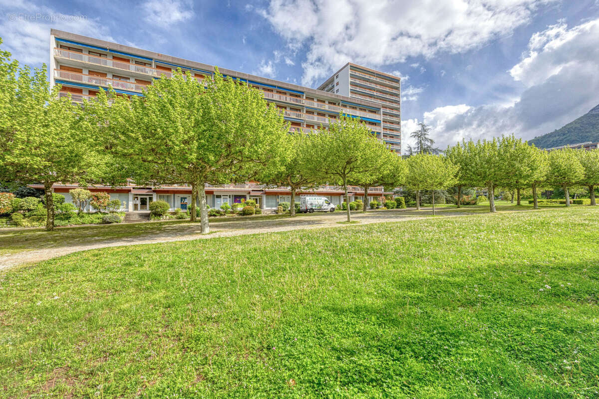 Appartement à SAINT-EGREVE