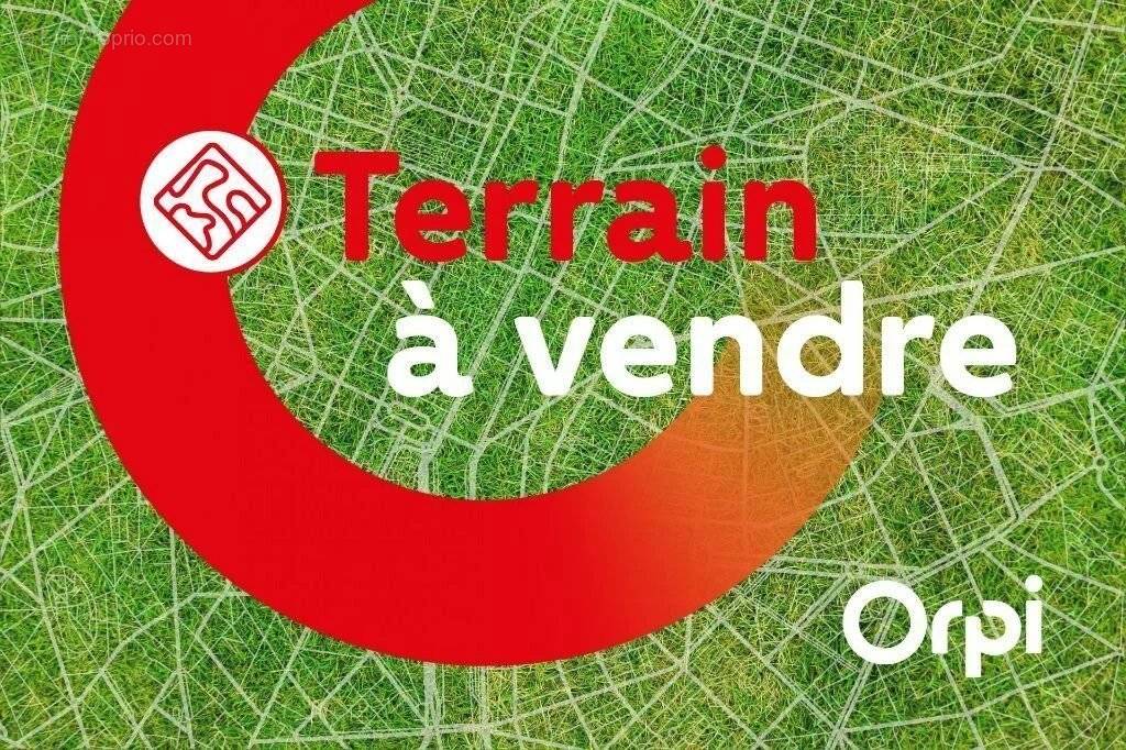 Terrain à AUXANGE