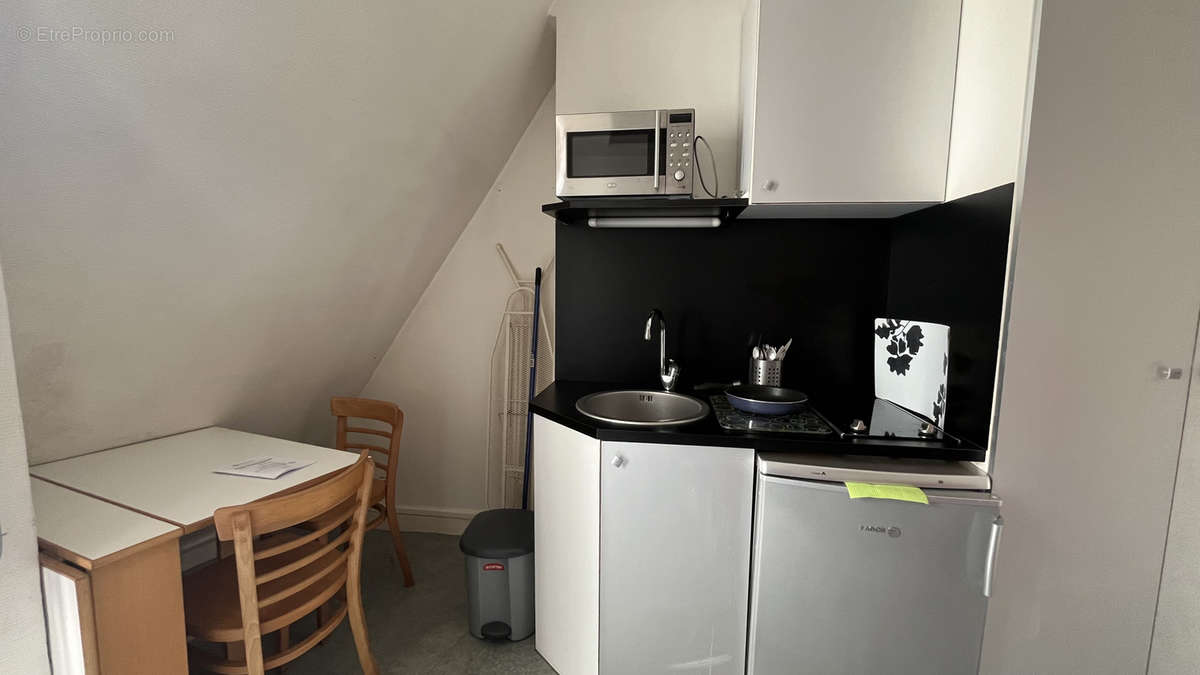 Appartement a louer paris-16e-arrondissement - 1 pièce(s) - 15 m2 - Surfyn