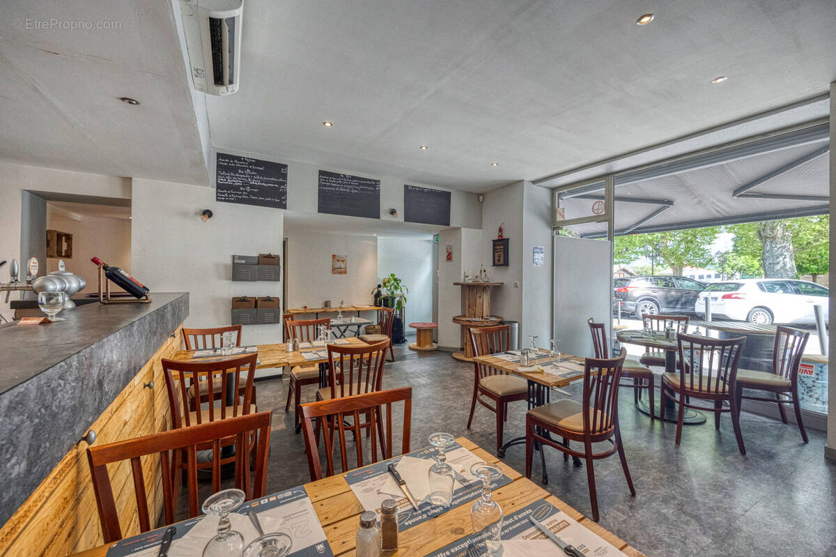 Commerce à SAINT-MARTIN-D&#039;HERES