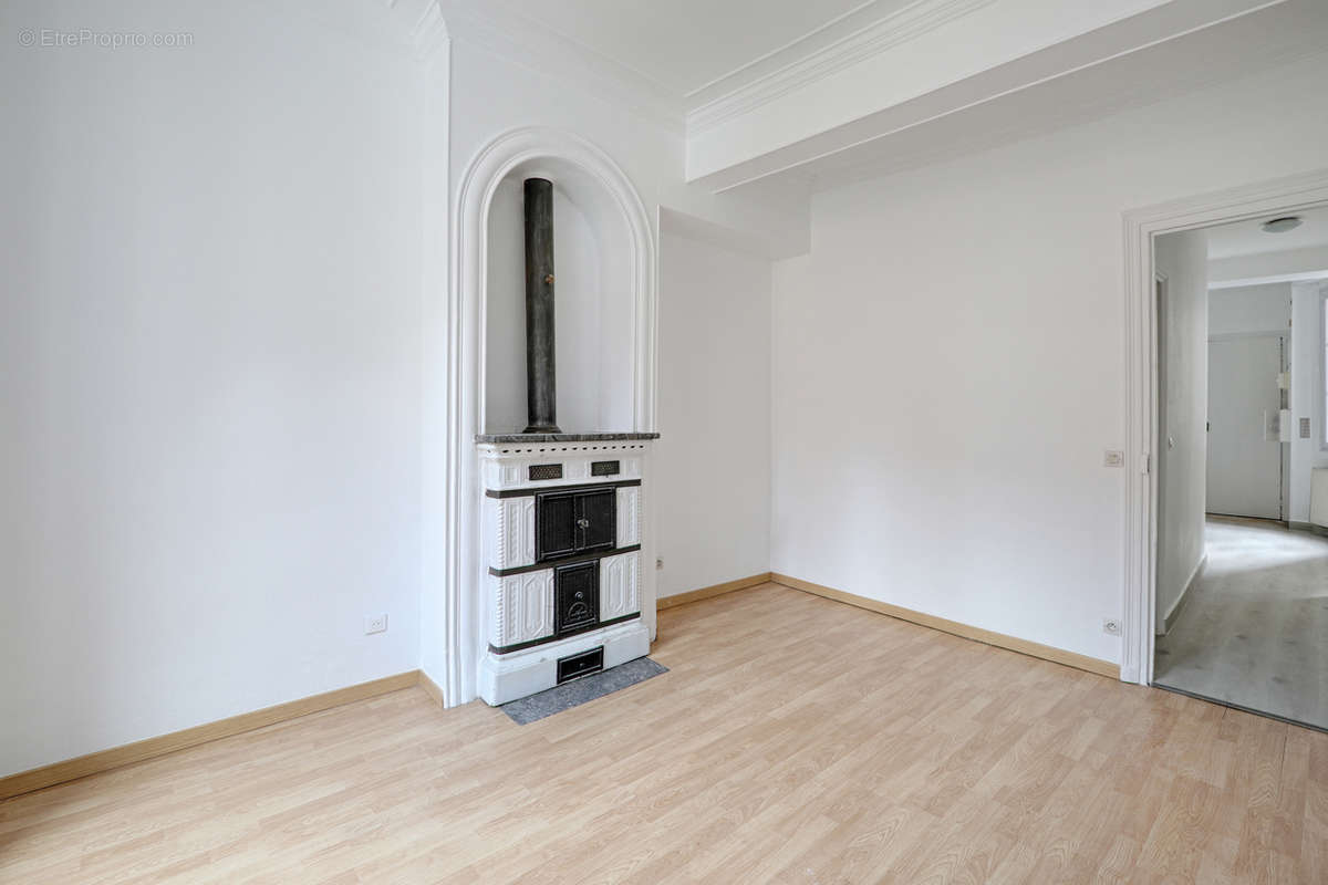 Appartement à PARIS-3E