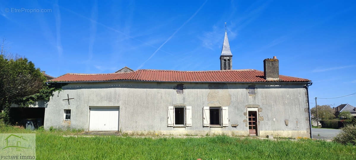 Maison à SAINT-MARTIN-DU-FOUILLOUX